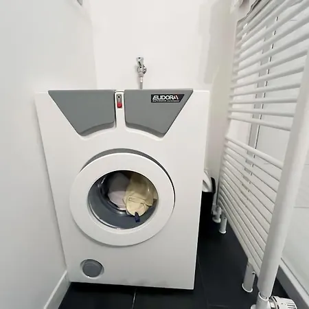 Alexandercharmante Mit Bergblick, Alexander * 젬머링